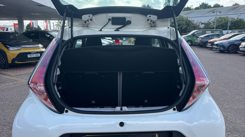 Toyota Aygo 1.0 VVT-i X-Play 5dr Petrol Hatchback